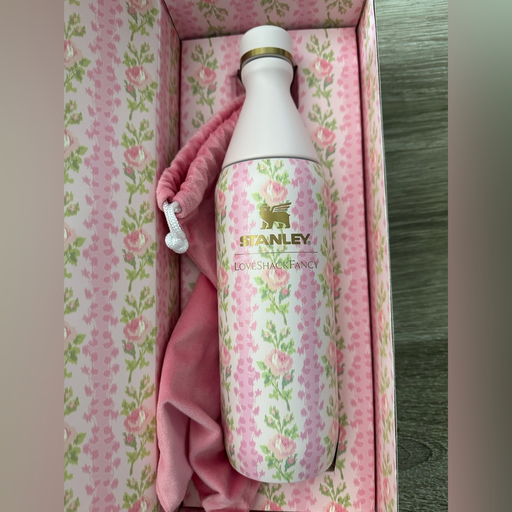 Stanley X Loveshackfancy Gift Box - image 2